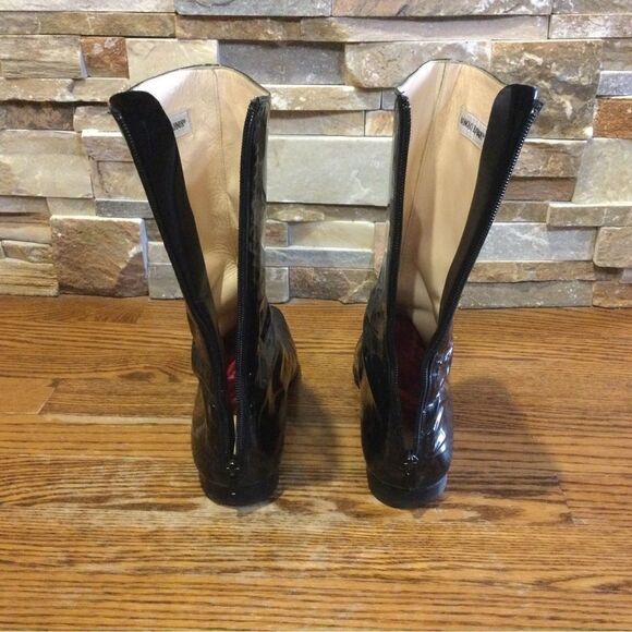 MANOLO BLAHNIK Black Patent Leather Calf High Flat Booties - Picture 4 of 9